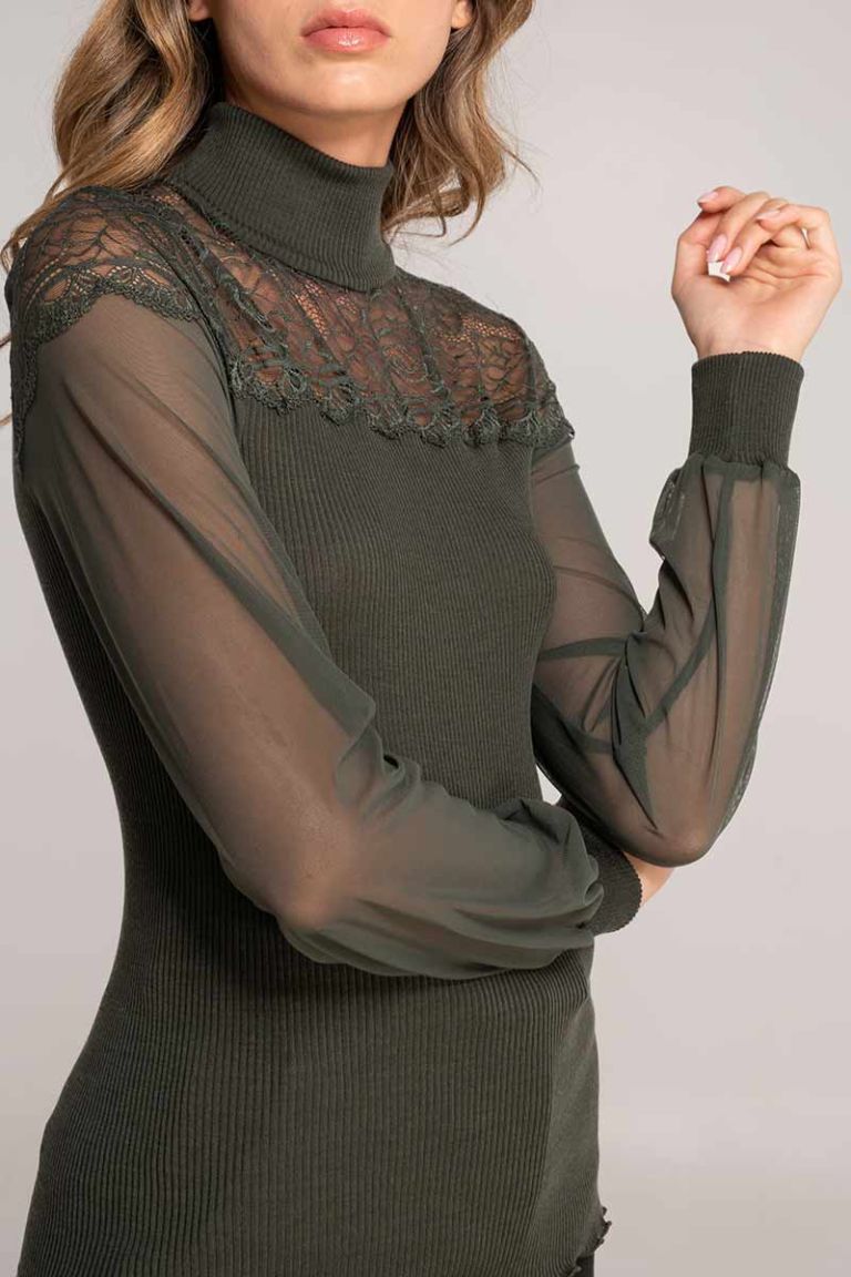 Maglia bosco lupetto con pizzo e maniche in tulle