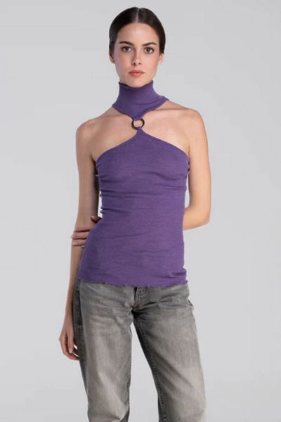 Top in lana e seta con scollature