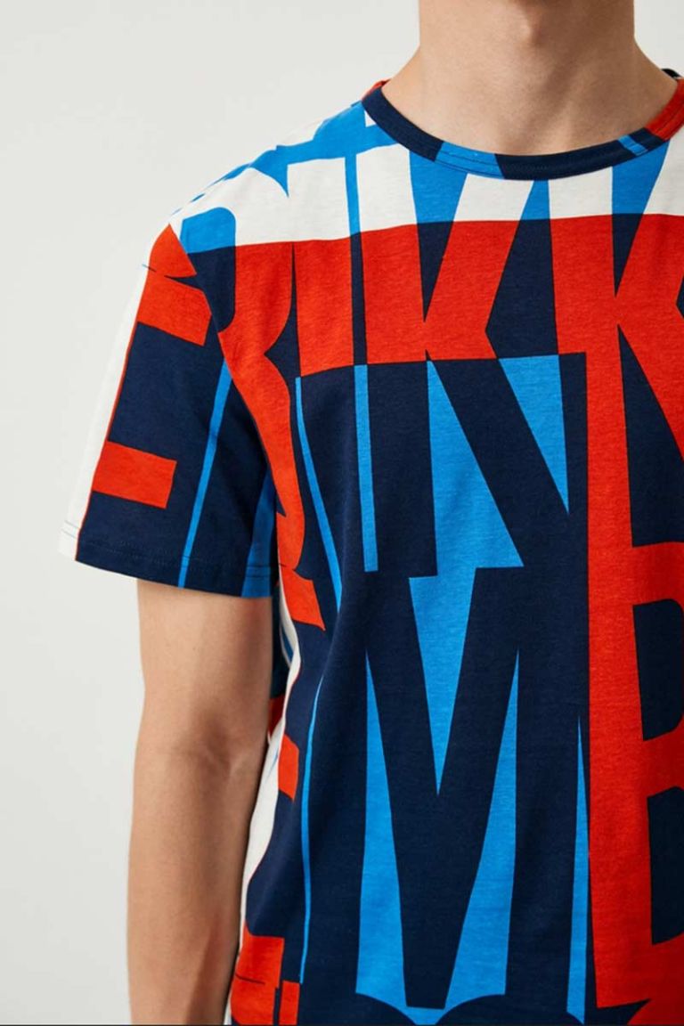 T-shirt colored Bikkembergs