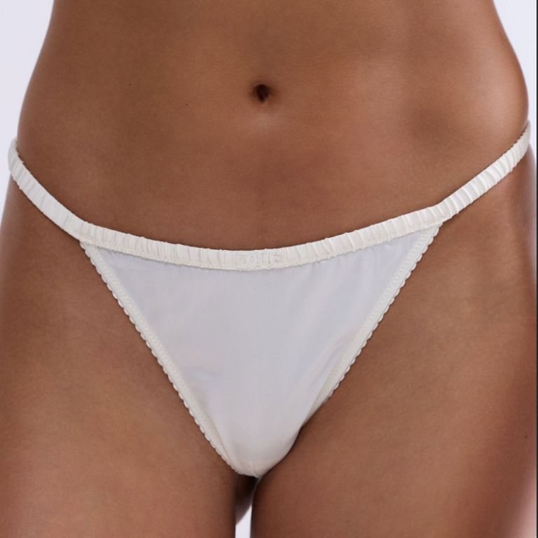 Brasiliana Charlotte white