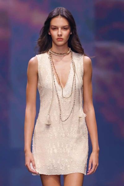Minidress in paillettes e pizzo