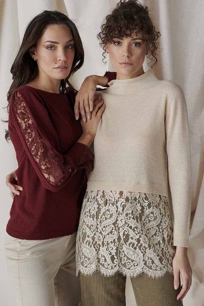 Lupetto lana, seta e cashmere con pizzo