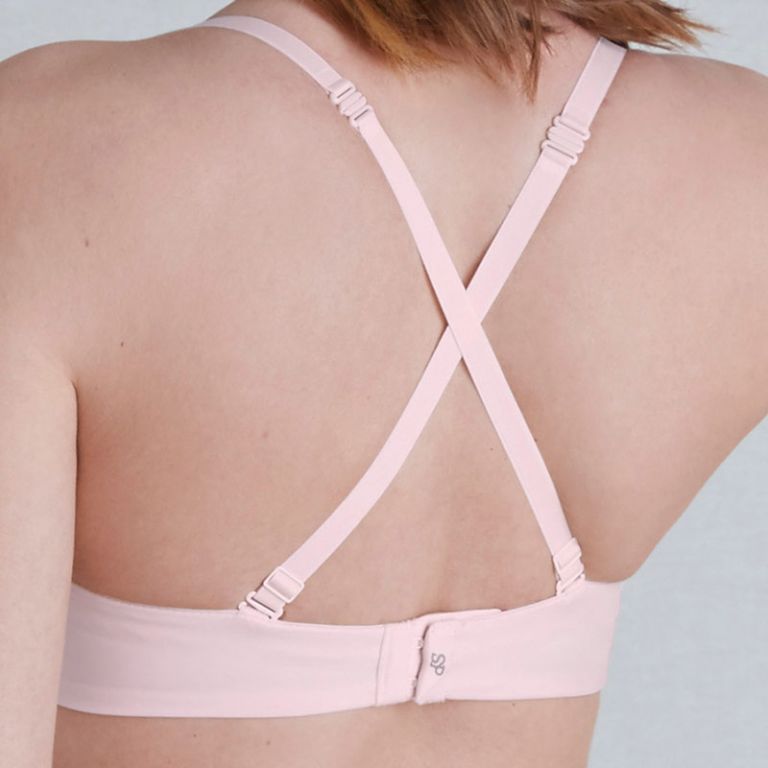 Reggiseno con ferretto multiposizione